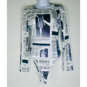 CHIC ME WOMEN WHITE & BLACK GRAPHIC LONG SLEEVE BODYSUIT. SIZE SMALL